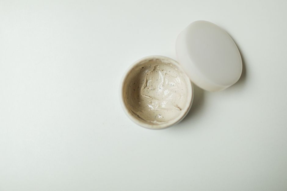 Texture d'un soin cosmétique en pot